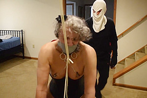 Ronni gets E-Stim and a Good Beat-Down Sept 2019 Master T