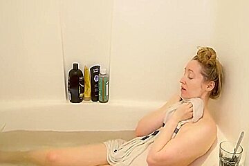 Rose Kelly Youtuber Patreon Video Nude Shower