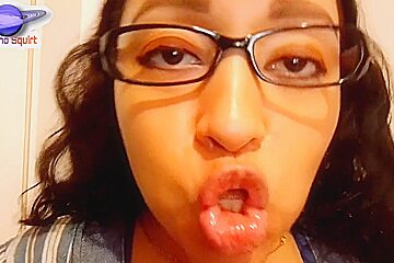 Saturno Squirt Nymphomaniac Teacher She Begins To Remove The Cream From Her Pussy With A Dildo