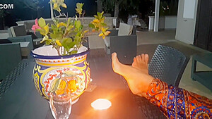 Selenas Feet Posing And Sex Games In Bed