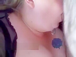 Sexy BBW Blow Job