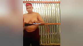 Sexy Desi Girl Record Her Bathing Video