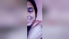 Sexy Indian Girl Sanjana Shows Her Boobs On Video Call 9