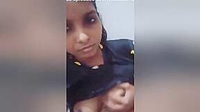 Sexy Indian Girl Shows Her Boobs