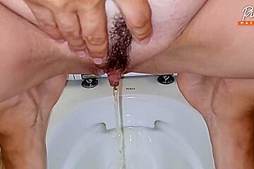 Sexy Milf Closeup Piss  Golden Rain  Pussy Closeup  4k  Compilation 3
