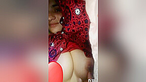 Sexy Paki Bhabhi Shows Her Boobs And Pussy 7
