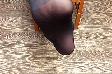 Sexy student 18+ In Pantyhose After School Show Sweaty Foot For You