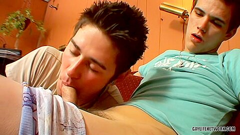 Shane Takes On A Straight Boy – Cain And Shane Allen