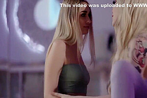Shemale Barebacks In Pussy Small Titted Blonde 19yo Female 8 Min