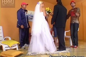 ShemaleWeddings Movie: Thais