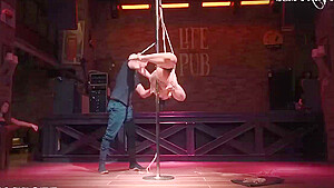 Shibari Performance