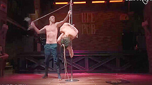 Shibari Performance