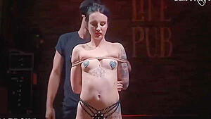 Shibari Performance