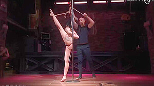 Shibari Performance