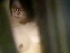 Shower Peeper 02