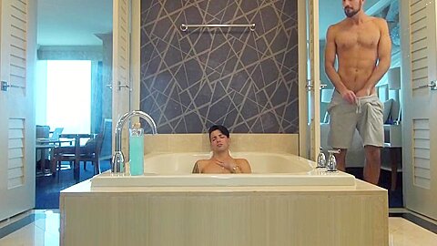 ShowerBait Str8 bait shower fuck with Casey Everett