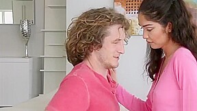 Skinny Babe Jericha Jem Sucks Cock