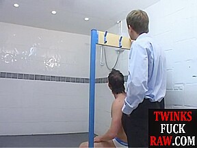 Slim cocksucker barebacked by athletic top for cumshots