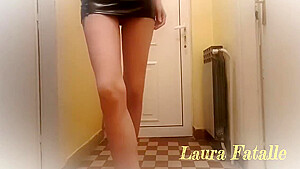 Slut Teasing And Pissing In High Heels 9 Min With Laura Fatalle