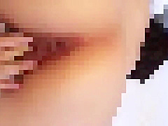 Smartphone personal shooting I tried to make a married woman squirt from the back with a handjob v 315