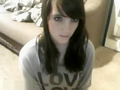 So Pretty Arab Brunette Female Make A Great Webcam Fun In Home,Enjoy