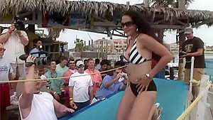 Spring Break teens 18+ Taking It Off - DreamGirls
