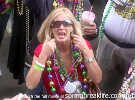 SpringBreakLife Video: Mardi Gras Flashers