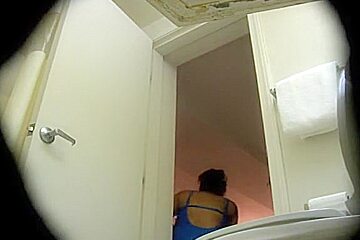 Spying on my chick in water closet