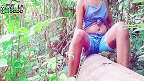 Sri Lankan In Girl Fingering&pissing In Forestකැලේ ඉදන් කිම්බ අත ගාල චූ දැම්මා