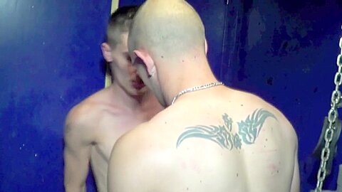 Straight Fucked A Gay In Sling - ViktorRom