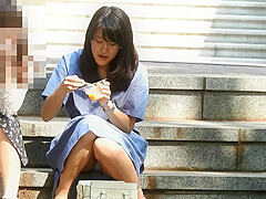 Street Sitting Upskirt Japanese