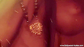 Stripteasing And Seducing Technique To Dance Fully