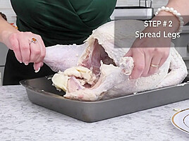 Stuffing Her Thanksgiving Pussy - MYLF