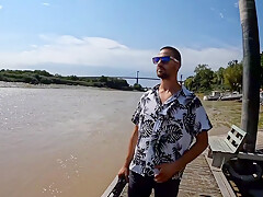 Sur Route De La Plage On Se Fait Une Baise Intense !!!