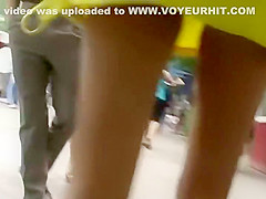 Surprise in sweet girl's upskirt