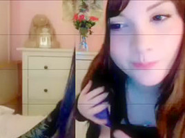 Sweet Teenie flashing her boobs
