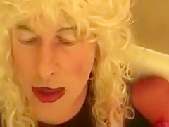 TAMMY FELLATRIX IN LET THE FLUIDS FLOW