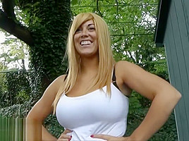 Tasha Cole Teasing In The Park