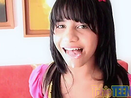 Teen 18+ With Schoolbag Spreads Legs For Oral