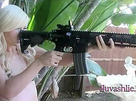 The Gun Show - Iluvashlie