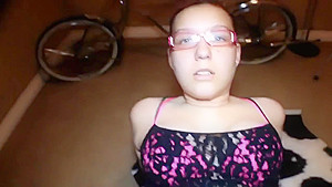Thick ass girlfriend in glasses rides and gets a big facial