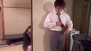 04003,Thrilling and intense erotic play