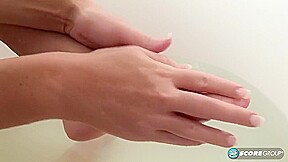 Tiffani Kelli - A Craving For A Shaving