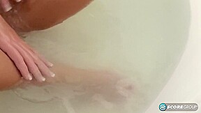 Tiffani Kelli - A Craving For A Shaving