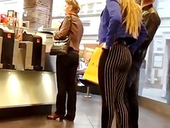 Tight Candid teen 18+ ass