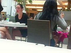 Time Lapse foodcourt legs