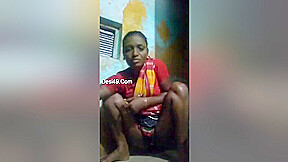 Today Exclusive- Bhabhi Showing Pussy