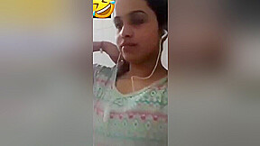 Today Exclusive- Cute Desi Girl Showing Her Boobs On Video Call