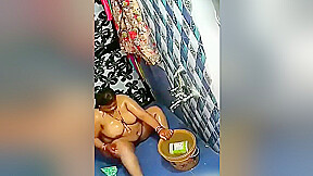 Today Exclusive- Desi Bbw Bhabhi Bathing Record In