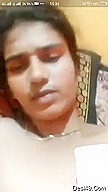 Today Exclusive- Sexy Desi Girl Showing Her Boobs And Pussy On Video Call 4